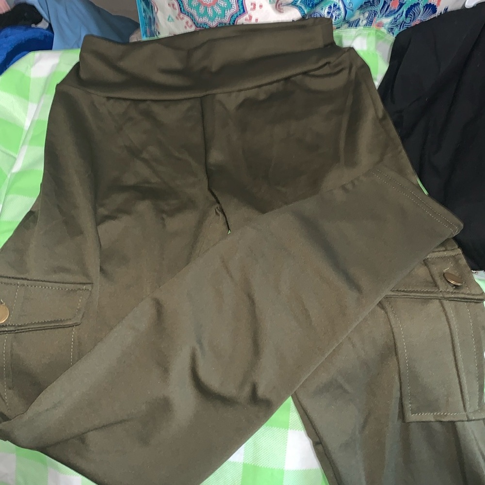 New- woman’s leggings